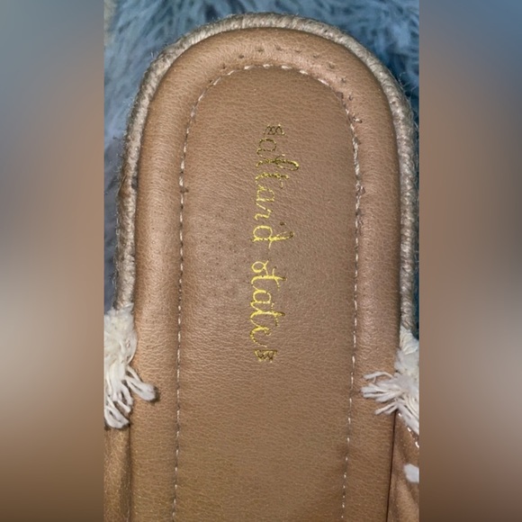 Chunky Boho Sandals - Picture 4 of 4